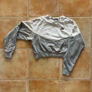 Nike Women's Two-Tone Gray Sweatshirt